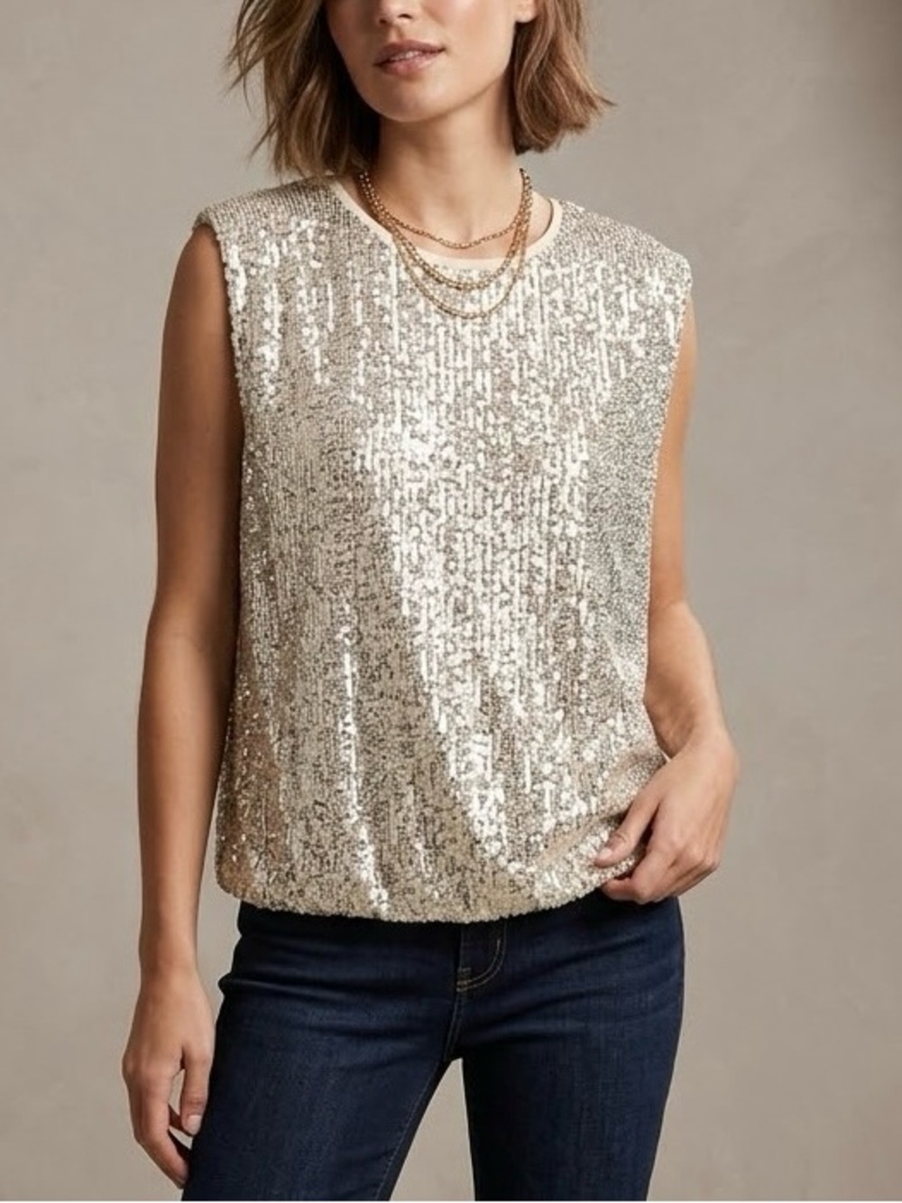 NEW Size 1X Maurices Beige Gold Tone Sequin Sleeveless Stretch Keyhole Blouse
